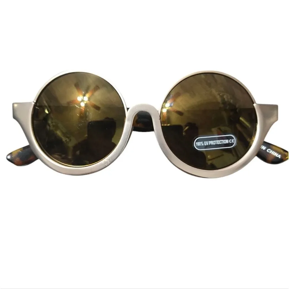 Women's Round Sunglasses Tortoise Shell Temples